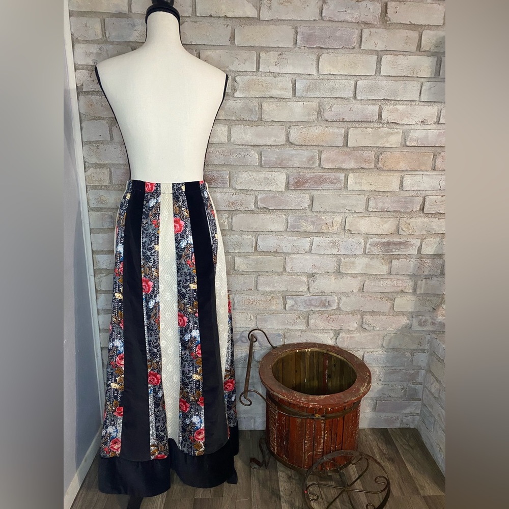 Vintage Chessa Davis BoHo Skirt with Bell - Picture 7 of 14